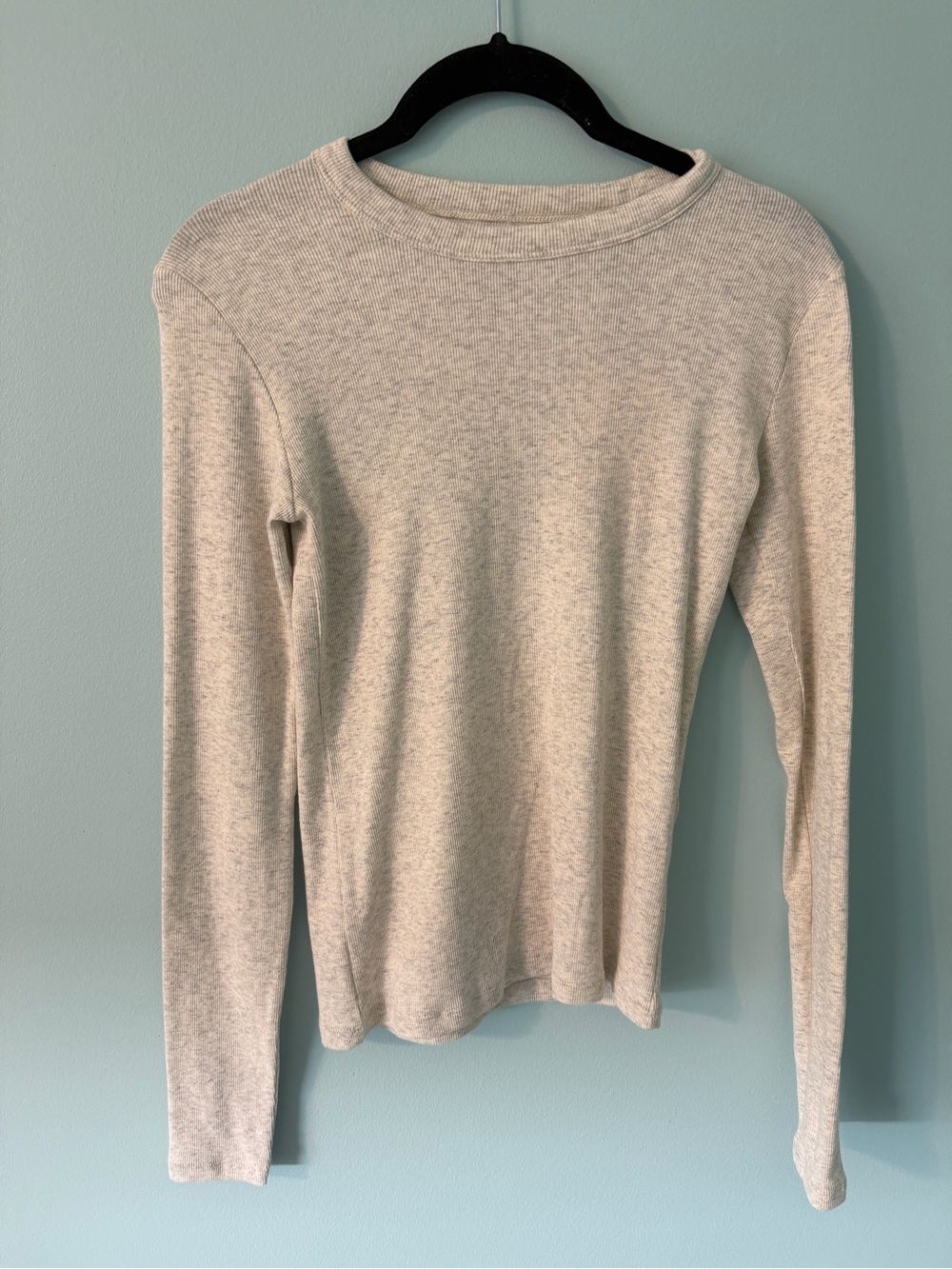 MM Lafleur Heather Gray Ribbed Crew Neck Top